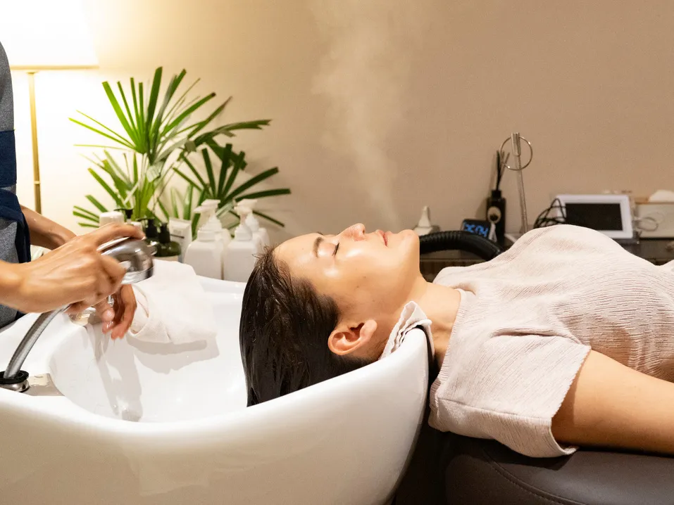 Facial & Luxury Spa